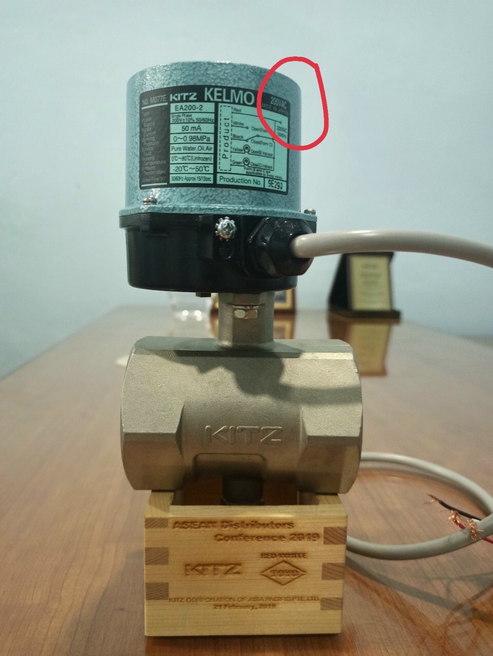Van Bi Inox Nối Ren Điều Khiển Điện KITZ Model EA200-UTE 1 van-bi-noi-ren-dieu-khien-dien-kitz
