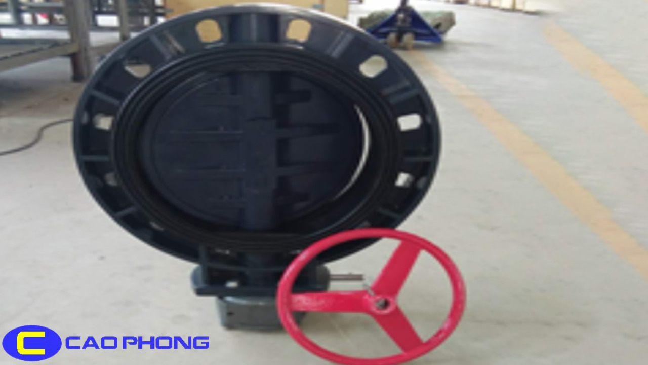 Van Bướm Nhựa Tay Quay PVC FINMAX