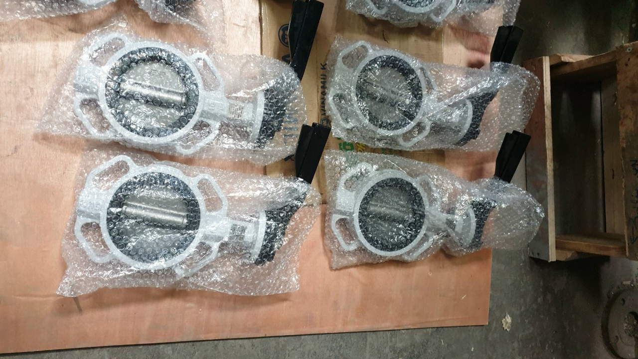 Van Bướm Gang Dùng Cho Hơi Mann 1 Van bướm gang dùng cho hơi Mann tay gạt