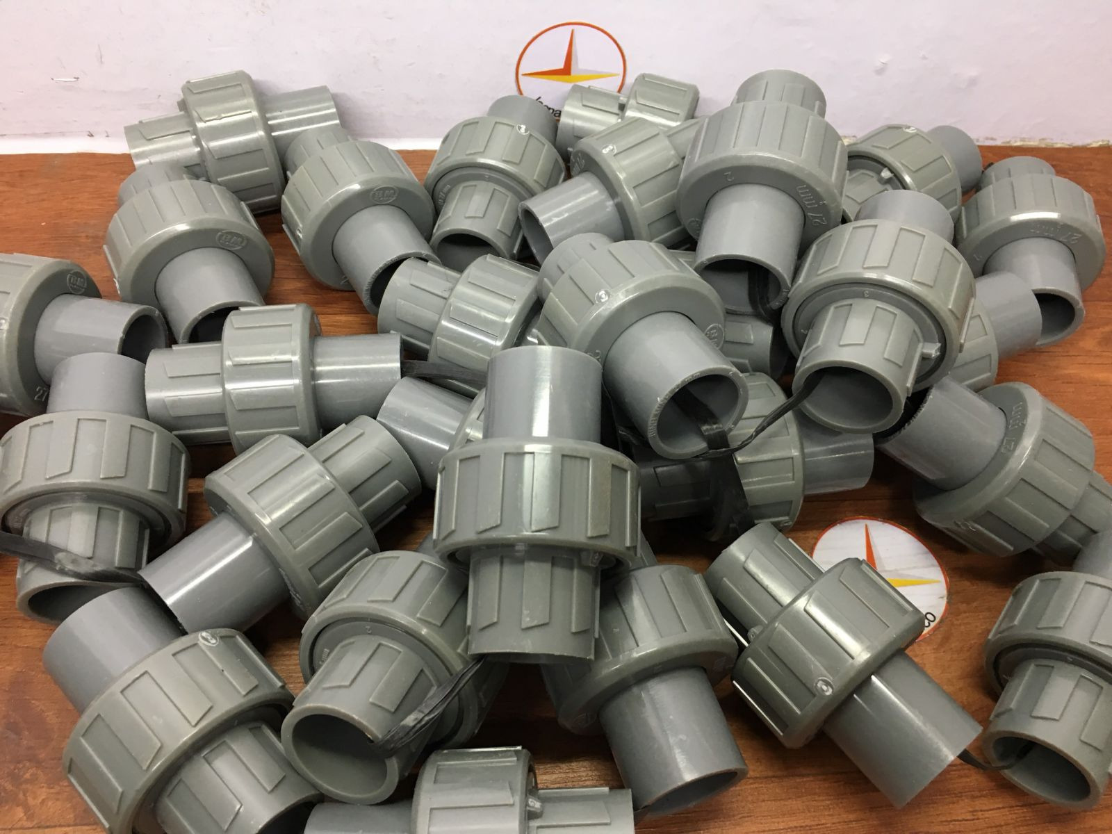 Rắc Co Là Gì ? Phân Loại Và Ứng Dụng Của Rắc Co 1 rac co nhua